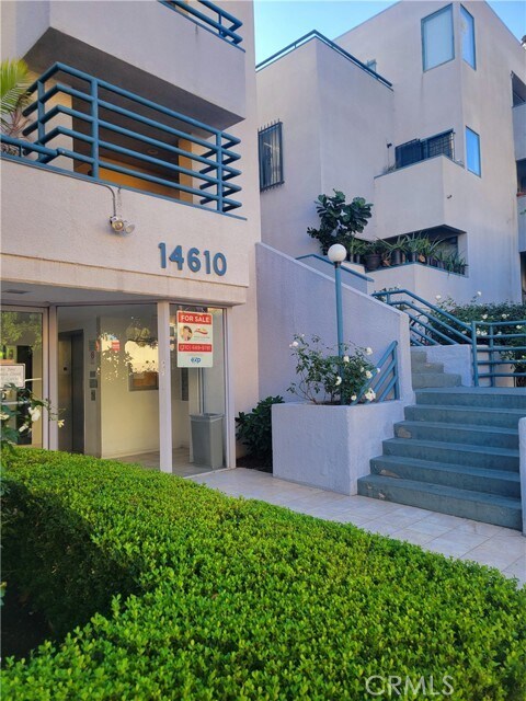 Primary Photo - 14610 Erwin St