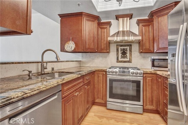 Building Photo - 2571 Plaza del Amo