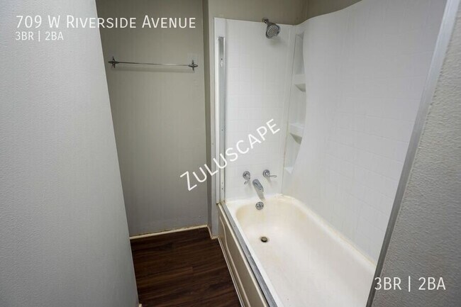 Building Photo - 709 W Riverside Ave