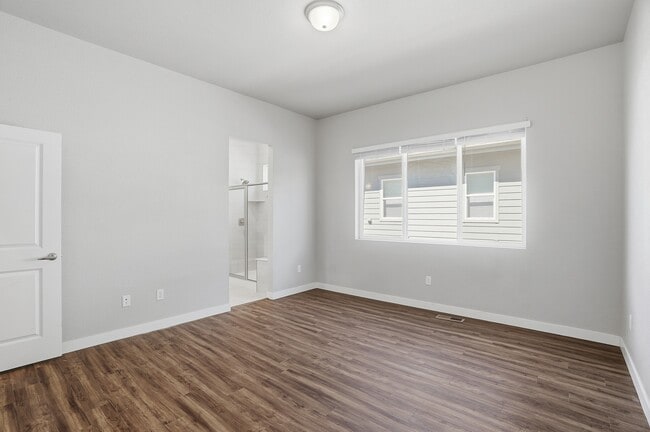 Building Photo - 12565 Lake Terrace Ln