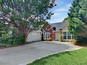 Building Photo - 2740 Avalon Meadows Ln