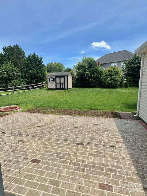 Building Photo - 6115 The Meadows Ln