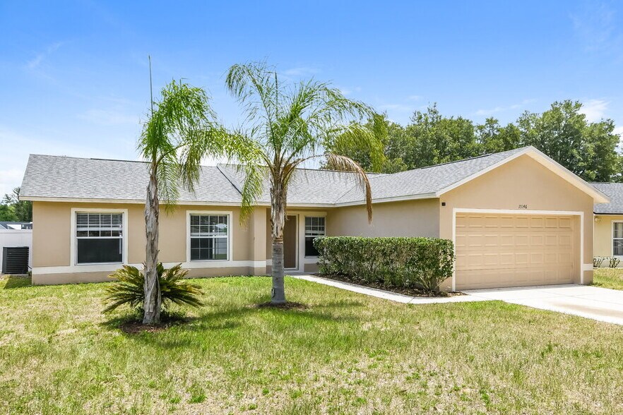 Building Photo - 15146 Margaux Dr