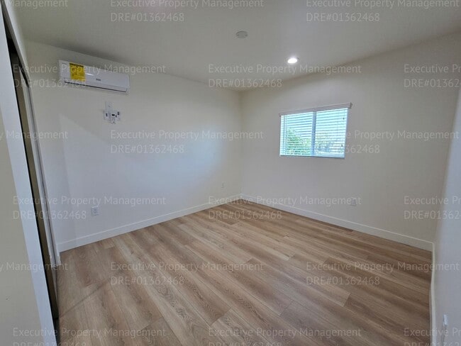 Building Photo - Newly constructed upstairs 2 bedrooms and ...