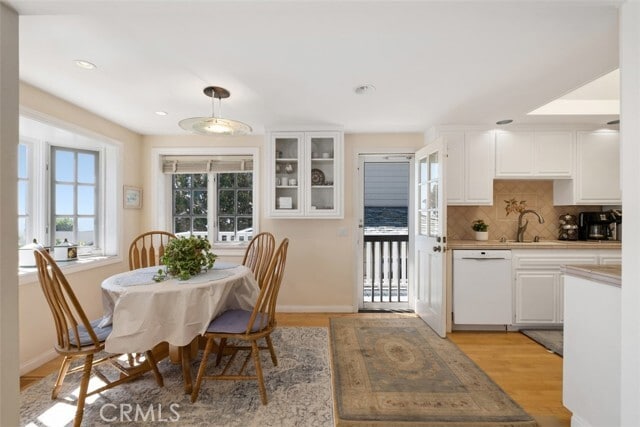 Building Photo - 9 N Encino