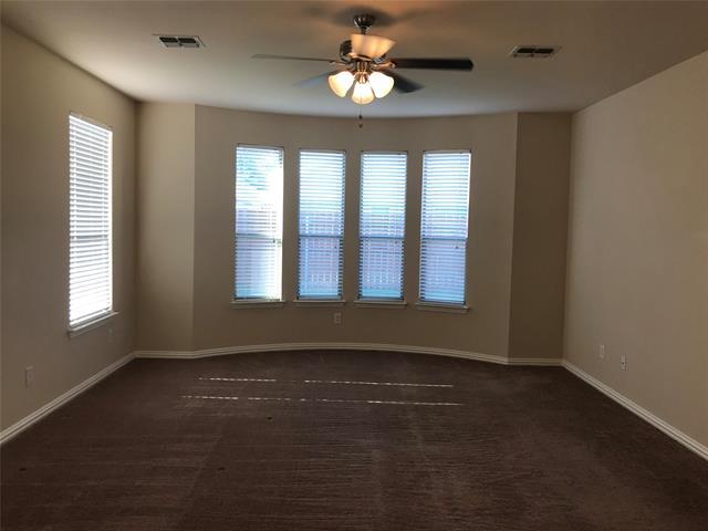 Building Photo - 843 Lake Forest Trl
