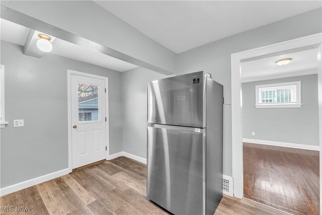 Building Photo - 961 Montford Rd