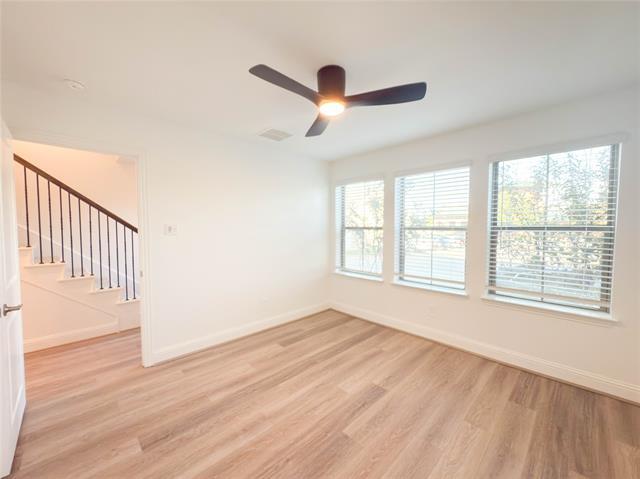 Building Photo - 114 Settlers Wy