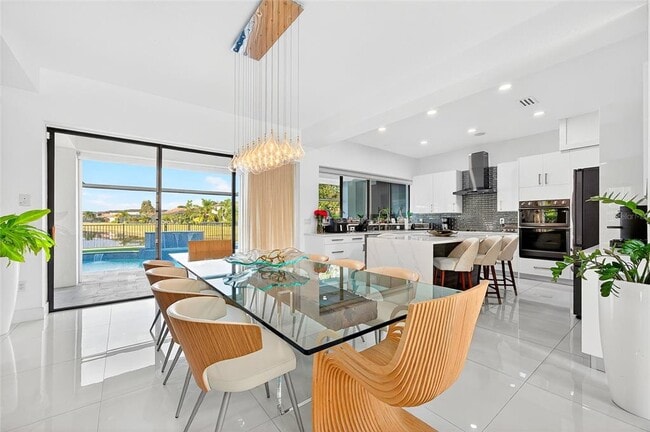 Building Photo - 10613 Mobberley Cir