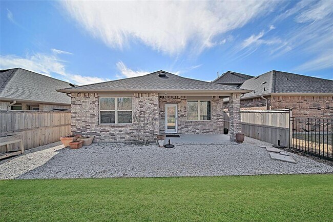 Building Photo - MOVE-IN ready opportunity with NO rear neighbors! Welcome HOME to the Master-Planned community of...