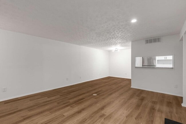 Building Photo - 1017 Dunbar Dr