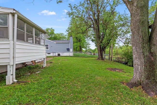 Building Photo - 10347 Ewell Dr