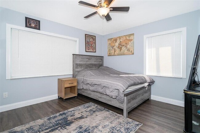 Building Photo - 814 Malone Dr