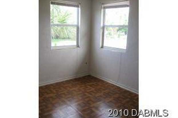 Building Photo - 53 River Dr