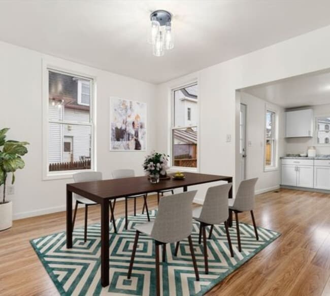 Building Photo - 59 Cedar St