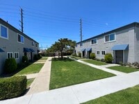Building Photo - Batavia Gardens