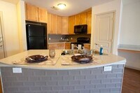 Building Photo - 817 Colcord Ave