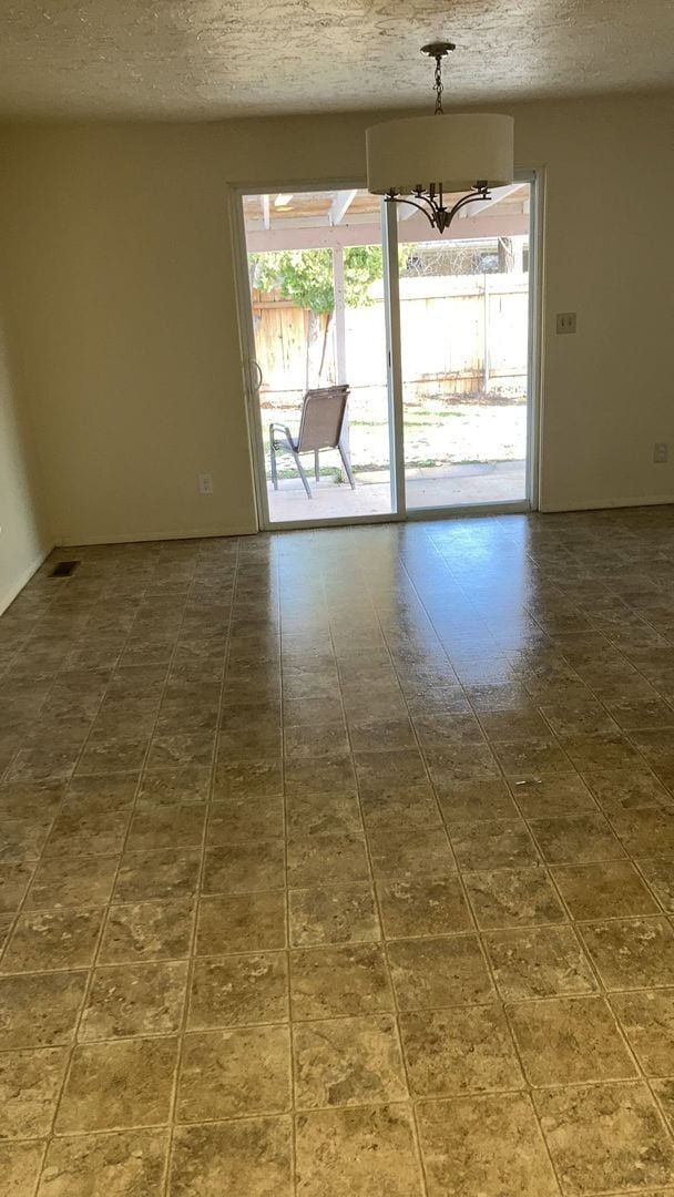 Building Photo - Huge Home In The West Bench Neighborhood!