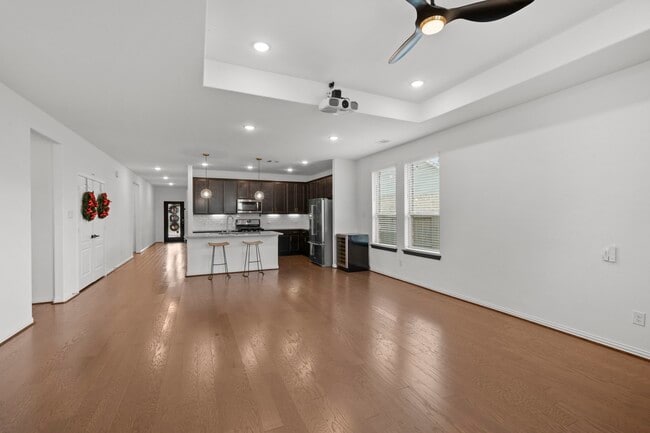 Building Photo - 7703 Cowdray Ln