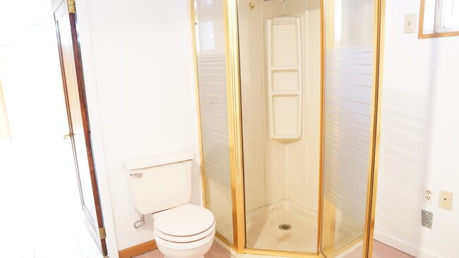 Building Photo - 6345 Morrowfield Ave