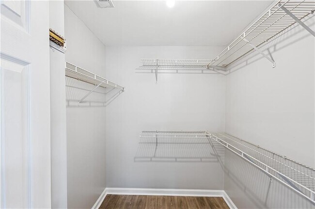 Building Photo - 7005 Magnolia Park Ln NW