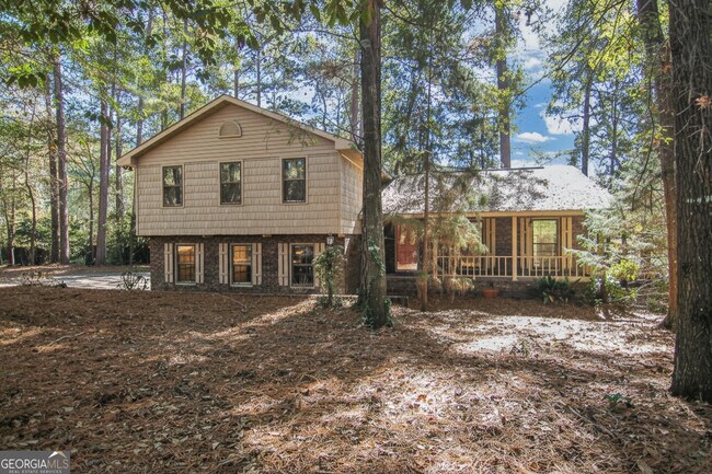 Building Photo - 125 Surrey Pl