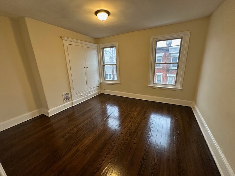 Building Photo - 3430 N Lee St