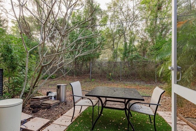 Building Photo - 1602 Brigadoon Dr