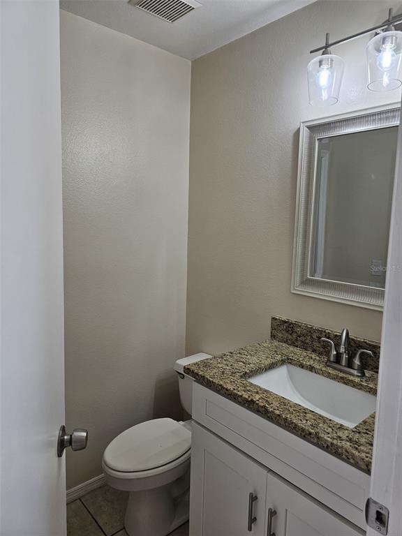 Building Photo - 14667 Laguna Beach Cir