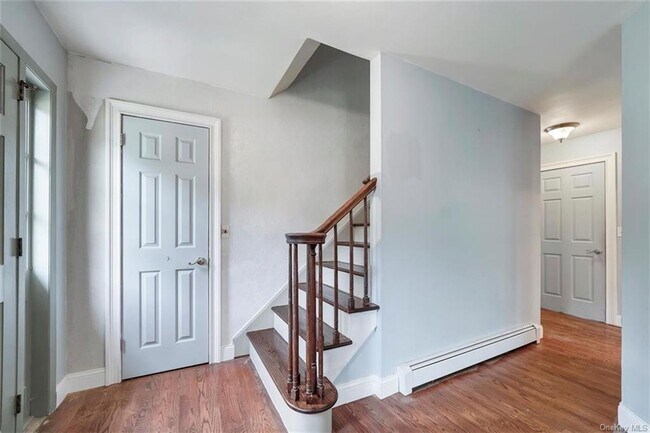 Building Photo - 138 Barnes Rd