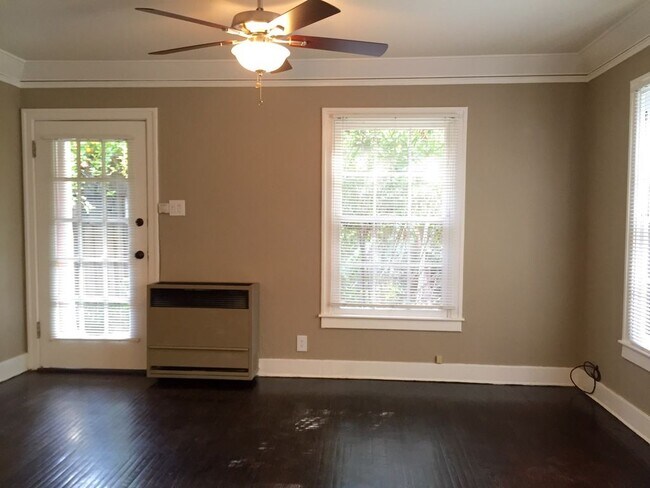 Building Photo - 1758 Garfield Pl