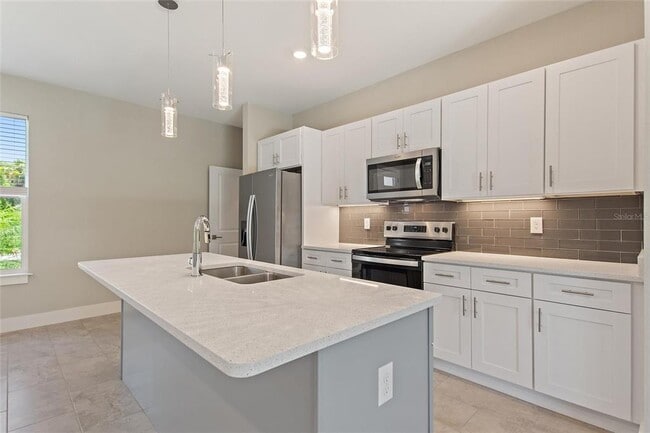 Building Photo - 2930 Emil St