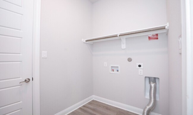 Building Photo - 15106 Armadillo Lookout Trail