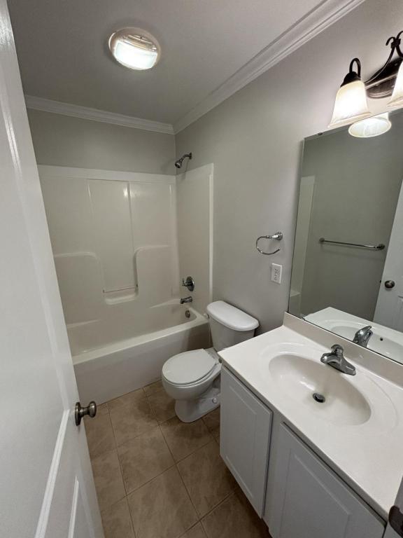 Building Photo - 531 Arden Ridge Dr