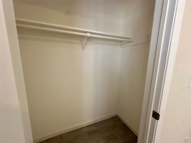 Building Photo - 18074 Glenledi Dr