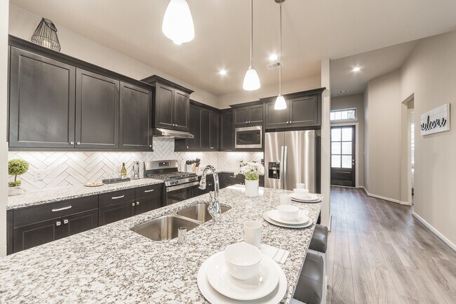 Building Photo - 2142 Ironwood Pass Dr