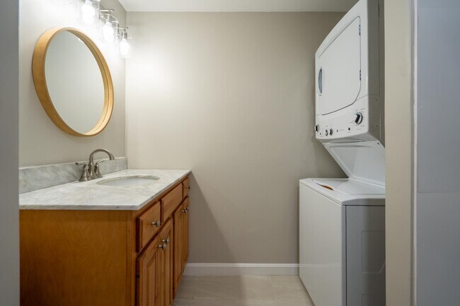 Building Photo - 124 Huntington Ave