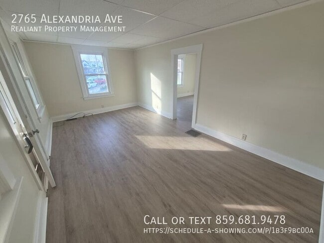 Building Photo - 2765 Alexandria Ave