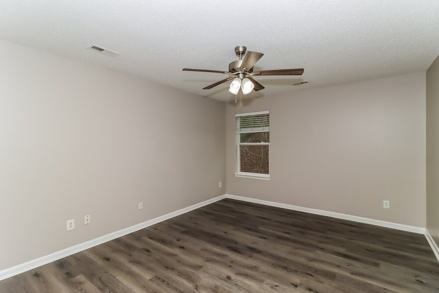 Building Photo - 1124 Ballina Way