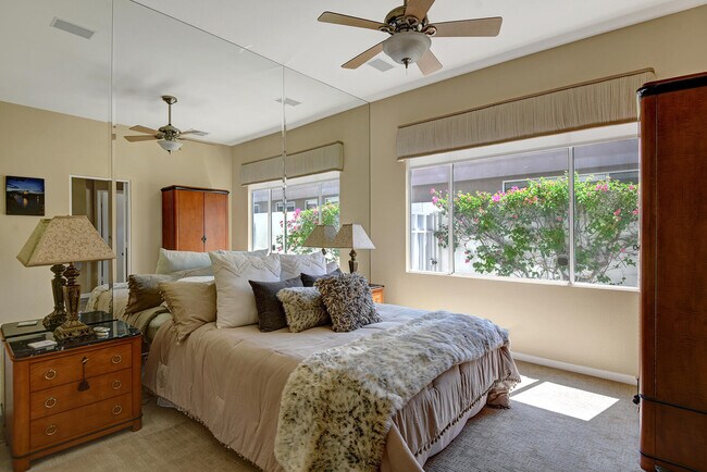 Building Photo - 430 White Horse Trail