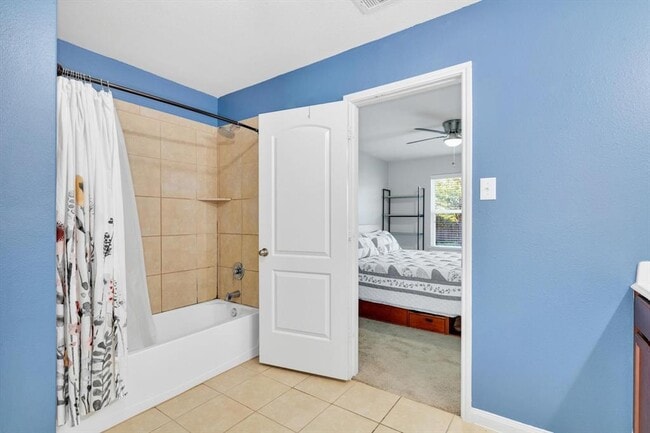 Building Photo - 316 Shoshone Ridge Dr