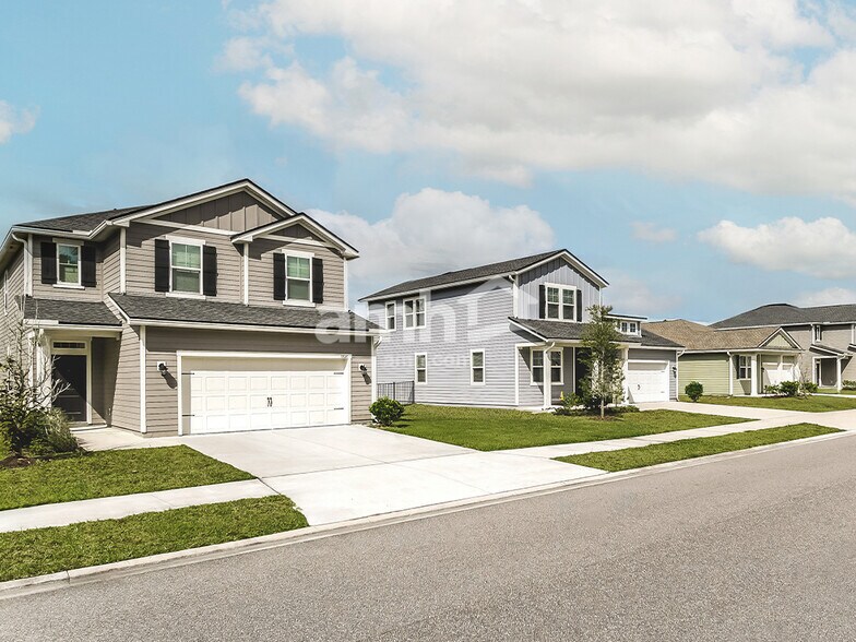 Building Photo - 5783 Hampton Creek Rd