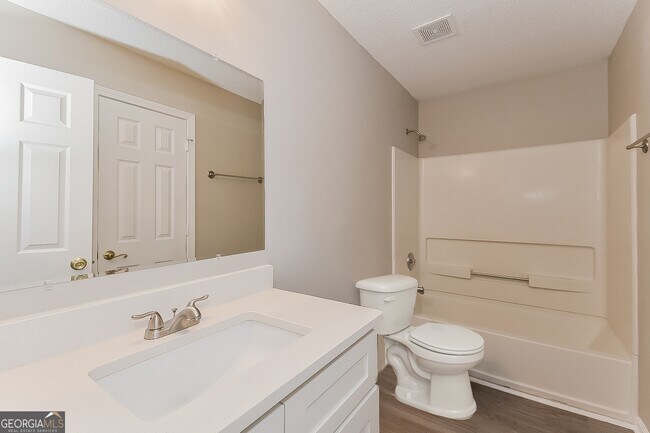 Building Photo - 7949 Mustang Ln