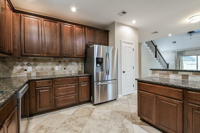Building Photo - 10506 Chateau Ln
