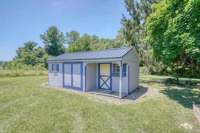 Building Photo - 259 Blackbird Forest Rd