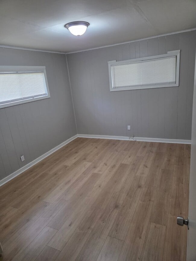 Building Photo - 4 Success Realty is now offering this reno...