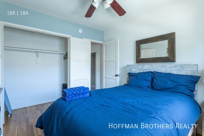 Building Photo - 12423 1/2 Chandler Blvd