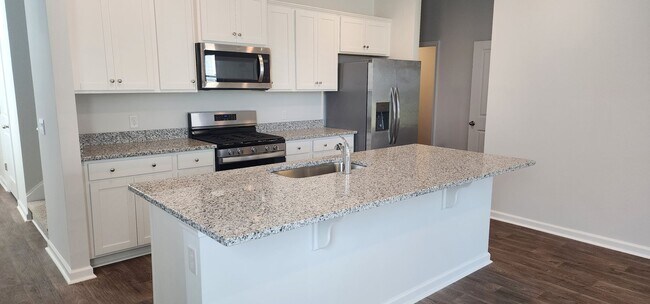 Building Photo - 932 Woodside Creek Ln