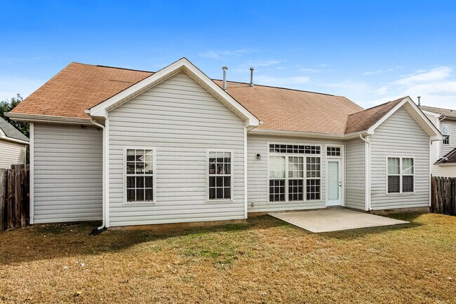 Building Photo - 11878 Meadhaven Dr