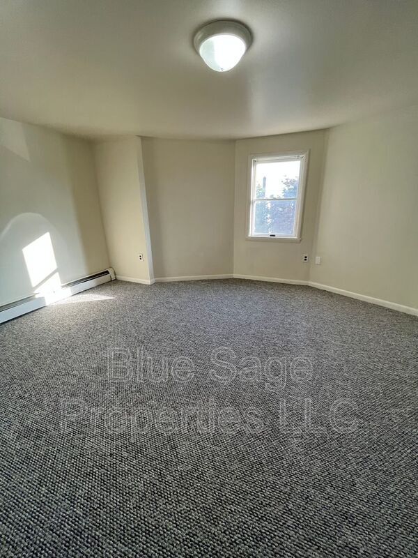 Building Photo - 1010 Yates Ave